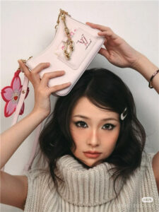 LV x TM Marellini M13101-11.jpg