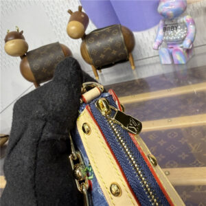 LV x TM Pochette Accessoires M13994-8.jpg