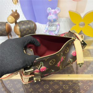 LV x TM Side Trunk MM M14278-8.jpg