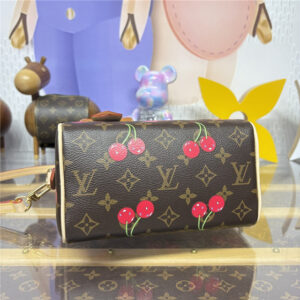 LV x TM Speedy Bandouliere 20 M13094-4.jpg