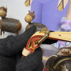 LV x TM Speedy Bandouliere 20 M13094-8.jpg