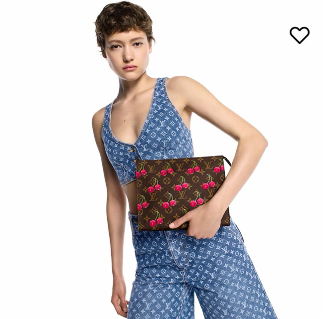 LV x TM Toiletry Pouch M14372-10.jpg