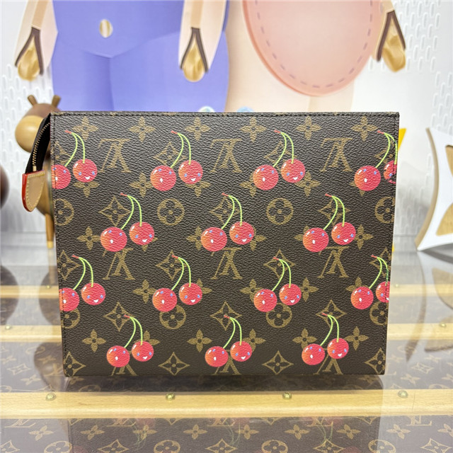 LV x TM Toiletry Pouch M14372-3.jpg