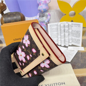 LV x TM Victorine Wallet M13427-4.jpg