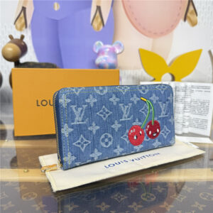 LV x TM Zippy Wallet M23161-2.jpg
