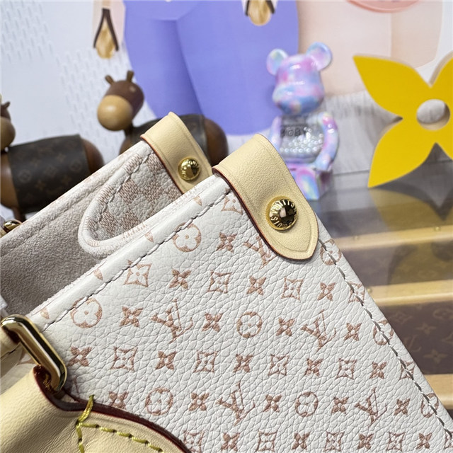 OnTheGo PM M15138-8.jpg