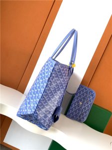 Saint Louis PM 67302 Iris-2.jpg