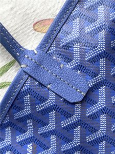 Saint Louis PM 67302 Iris-6.jpg