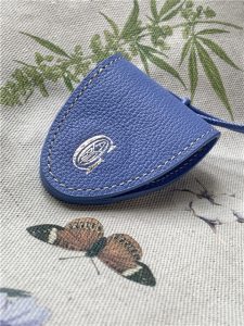 Saint Louis PM 67302 Iris-8.jpg