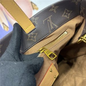 Shopper Tote MM M13928-10.jpg