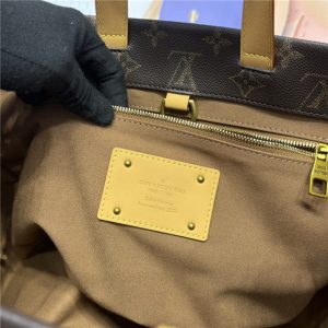 Shopper Tote MM M13928-11.jpg