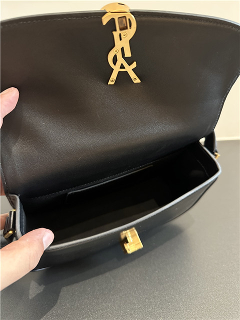 Solffrino Medium Bag 832330 Black-13.jpg