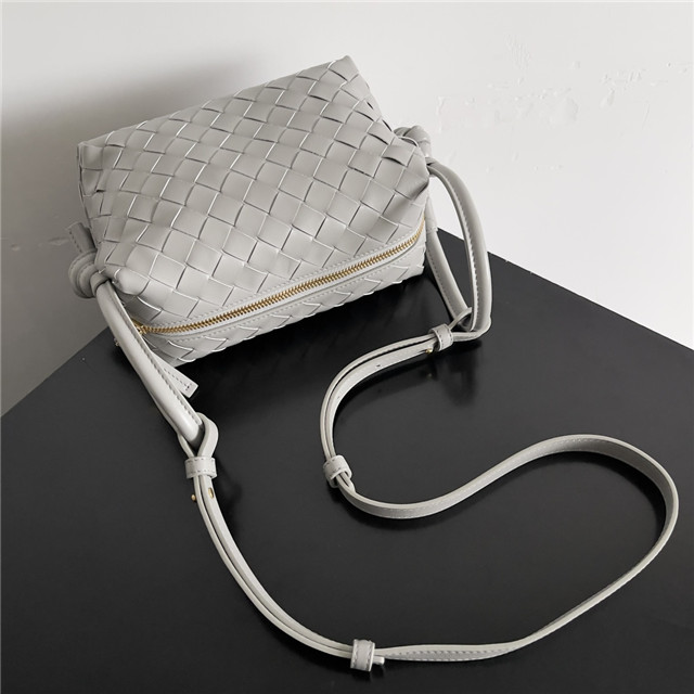 Top Handle Loop 796615 Grey-3.jpg