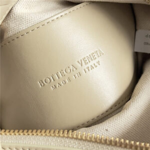 Top Handle Loop 796615 Light butterscotch-9.jpg