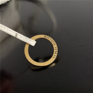 Top Handle Loop 796615 Sea salt-6.jpg