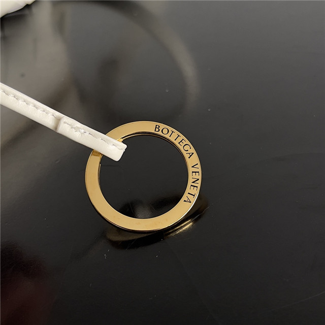 Top Handle Loop 796615 Sea salt-6.jpg