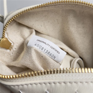 Top Handle Loop 796615 Sea salt-8.jpg