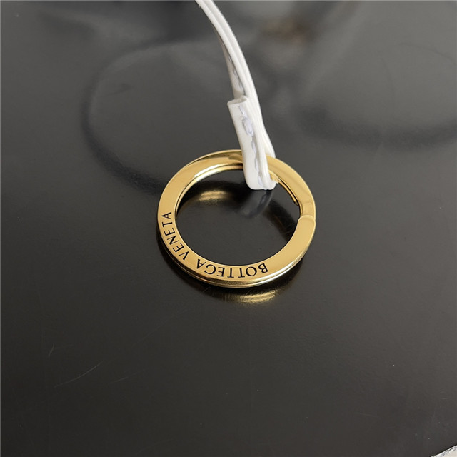 Top Handle Loop 796615 White-6.jpg