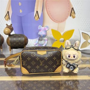 Trocadero Wearable Wallet M14058-13.jpg