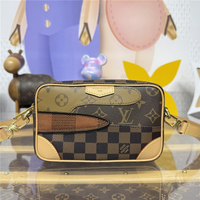 Trocadero Wearable Wallet M26020-1.jpg
