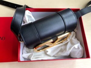 Valentino Garavani Supervee Crossbody Bag | Small, Black Leather-7