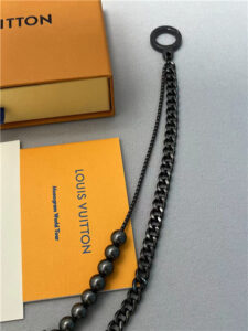 Vuitton Chain Belt M02531-6.jpg