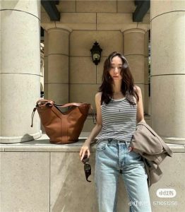 Y Large Hobo 833160 Brick-14.jpg