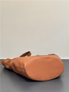 Y Large Hobo 833160 Brick-5.jpg