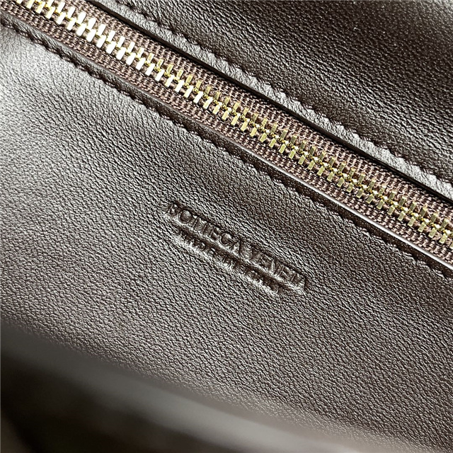 Andiamo Clutch 741511 Fondant-8.jpg