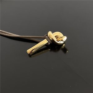 Andiamo Clutch 741511 Pinecone-7.jpg