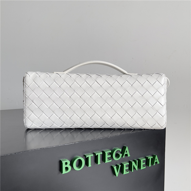 Andiamo Clutch 741511 Sea Salt-2.jpg