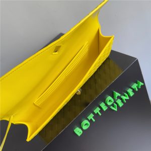 Andiamo Clutch 741511 Sulfur-9.jpg