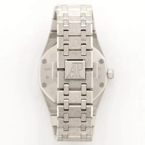 Audemars Piguet Royal Oak 67653BC.GG.1263BC.01 Frosted 4.webp