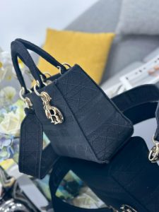 Dior Medium Lady D-lite Bag Black Cannage Embroidery-3