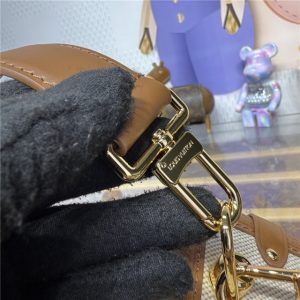 LV Side Trunk MM M14411-9.jpg