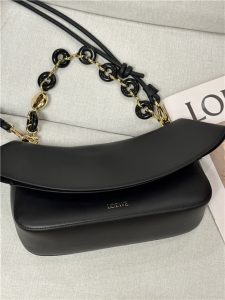 Medium Ola Bag 17019 Black-6.jpg