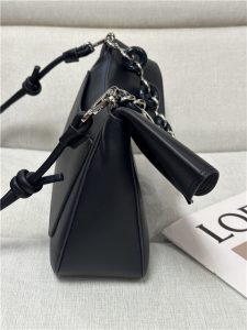 Medium Ola Bag 17019 Navy-4.jpg