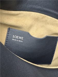 Medium Ola Bag 17019 Navy-9.jpg