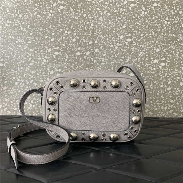 Garavani Nellcote Crossbody Bag 86207 Grey-1.jpg