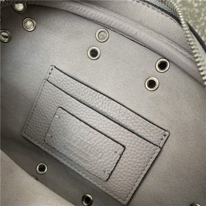 Garavani Nellcote Crossbody Bag 86207 Grey-9.jpg