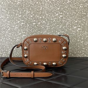 Garavani Nellcote Crossbody Bag 86207 Tan-1.jpg