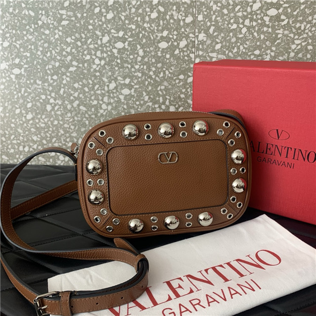 Garavani Nellcote Crossbody Bag 86207 Tan-2.jpg