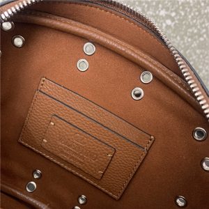 Garavani Nellcote Crossbody Bag 86207 Tan-9.jpg