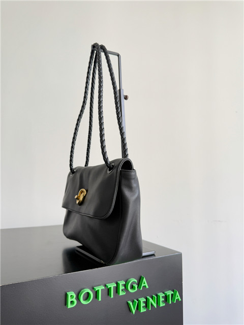 Madison Shoulder Bag 836296 Black-2.jpg