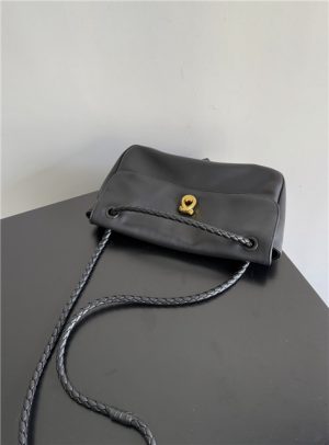 Madison Shoulder Bag 836296 Black-5.jpg