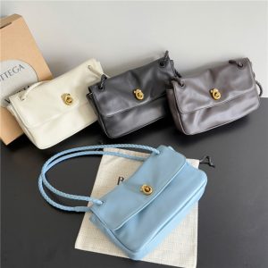 Madison Shoulder Bag 836296 Sea Salt-11.jpg