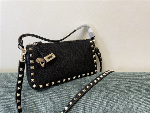 Small Rockstud Crossbody Bag 85500 Black-2.jpg