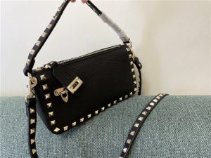 Small Rockstud Crossbody Bag 85500 Black-3.jpg