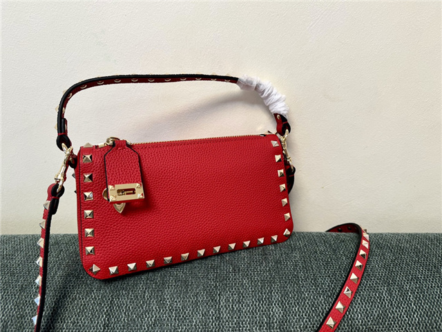 Small Rockstud Crossbody Bag 85500 Red-1.jpg