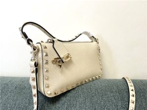 Small Rockstud Crossbody Bag 85500 White-3.jpg